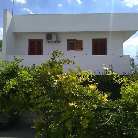 Mare Casa Sabrinasolaria Дом отдыха Порто-Чезарео